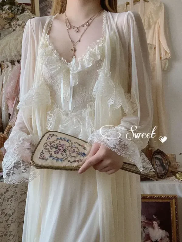 S2b6b881f035944f1aa6f167e0b4eea8aD.webp Vintage Lace Tulle Robe Set – Elegant Long Sleeve Nightdress & Sleepwear