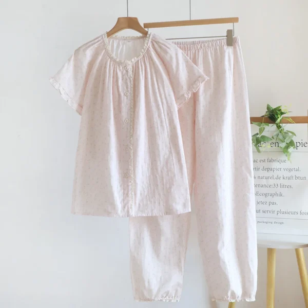 Vintage floral cotton pajama set in pink with long sleeves and trousers