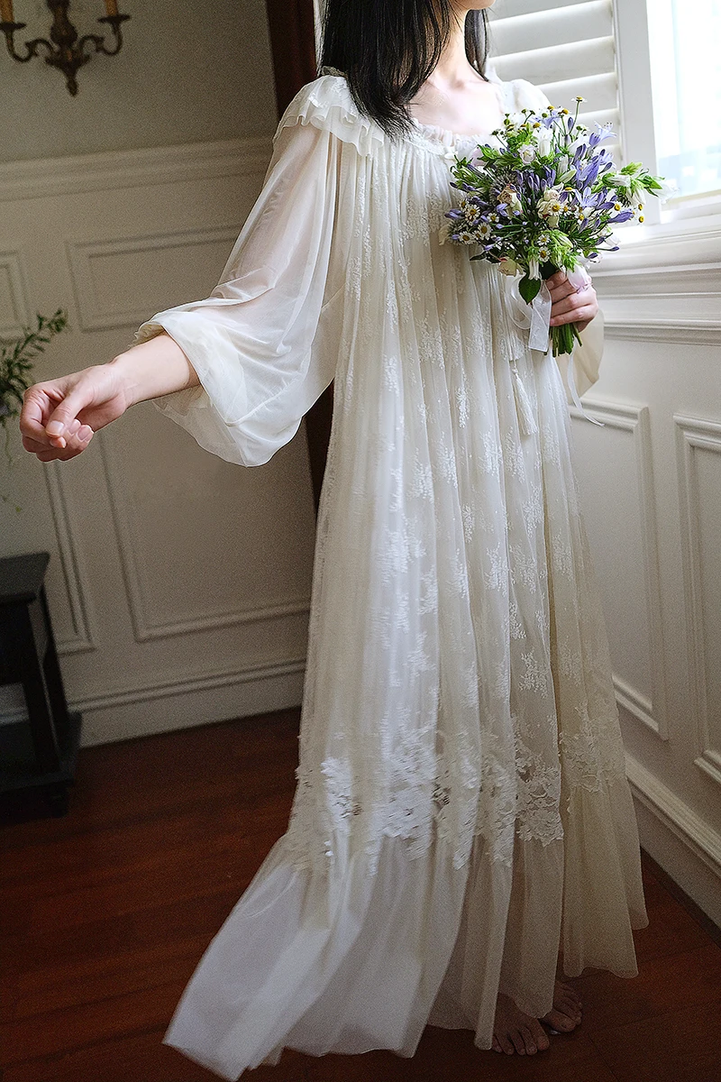 Vintage Victorian Lace Cotton Nightgown – Edwardian Long Sleeve Sleep Dress – detail view 5