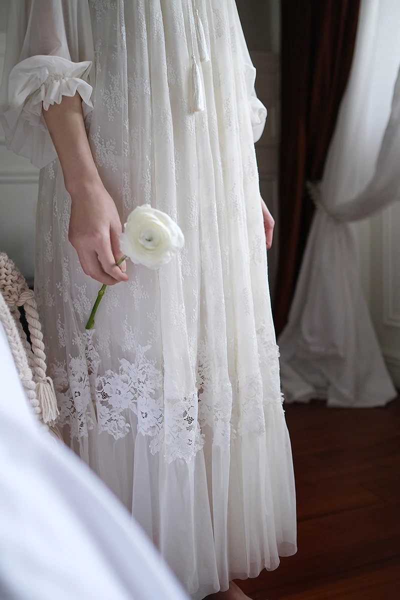 Vintage Victorian Lace Cotton Nightgown – Edwardian Long Sleeve Sleep Dress – detail view 7