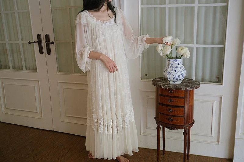 Vintage Victorian Lace Cotton Nightgown – Edwardian Long Sleeve Sleep Dress – detail view 11